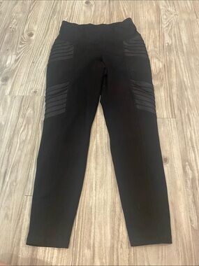 Old Navy Black Ribbed-Panel Leggings